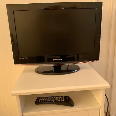 Confort Saphir 1 A 3 P Dans Belle Maison Villa Vaulx-en-Velin